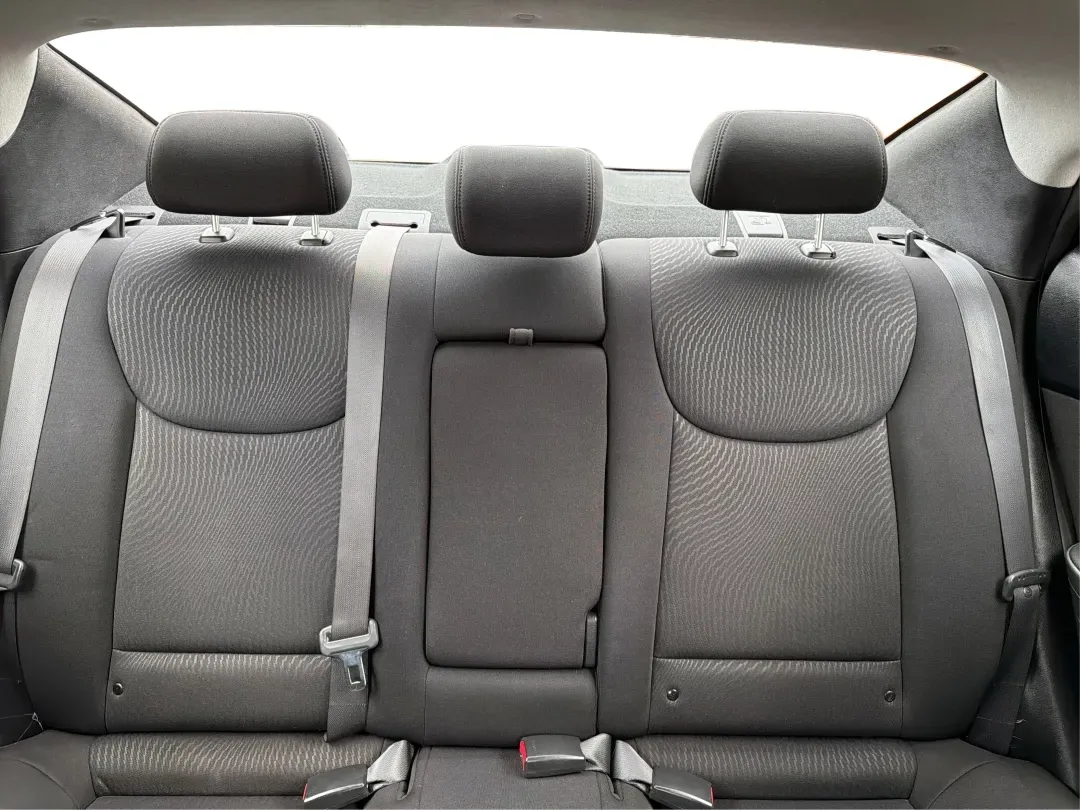 2016 Hyundai Elantra Value Edition (KMHDH4AE8GU) with an Nu 1.8L I-4 DOHC engine, located at 8750 N County Rd 25A, Piqua, OH, 45356, (937) 908-9800, 40.164391, -84.232513 - **Discover Your Next Adventure with the 2016 Hyundai Elantra at Advantage Car and Credit in Xenia, OH!**<br /> <br /> Are you in search of a reliable vehicle that seamlessly fits your daily lifestyle? Look no further than the 2016 Hyundai Elantra Value Edition, available at Advantage Car and Credit - Photo#14