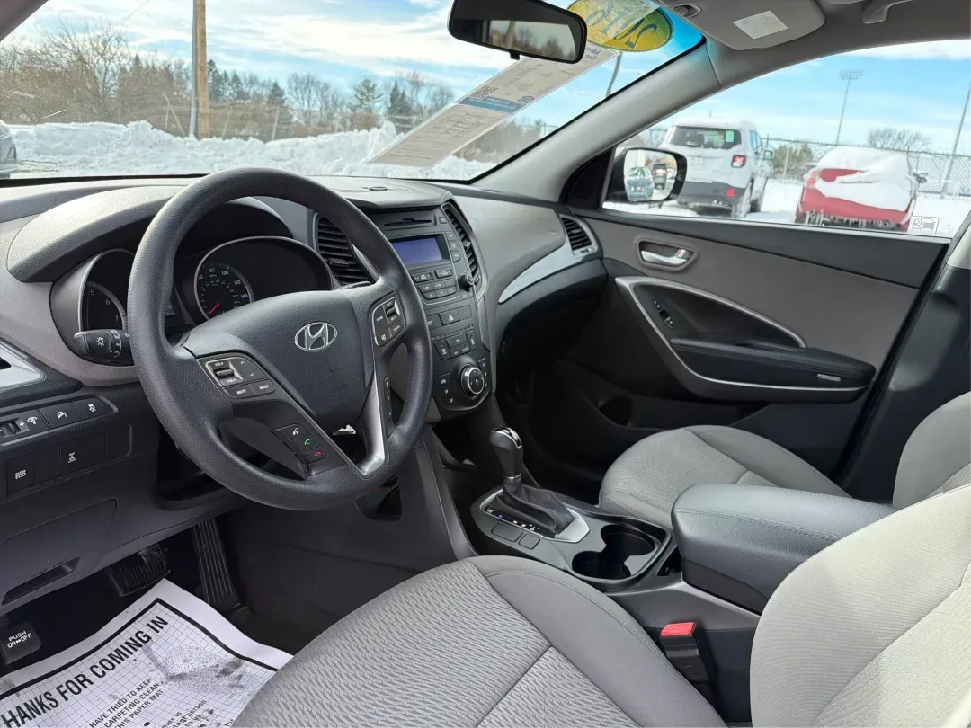 2016 Hyundai Santa Fe 2.4L (5XYZTDLB1GG) with an Theta II 2.4L I-4 gasoline direct injection engine, located at 1099 N County Rd 25A, Troy, OH, 45373, (937) 908-9800, 40.057079, -84.212883 - ### Embrace Your Adventurous Lifestyle with the 2016 Hyundai Santa Fe at Advantage Car and Credit - Troy!<br /> <br /> Are you ready to elevate your weekend escapes or daily commutes? Look no further than this stunning 2016 Hyundai Santa Fe, a versatile SUV designed for those who crave adventure and - Photo#9