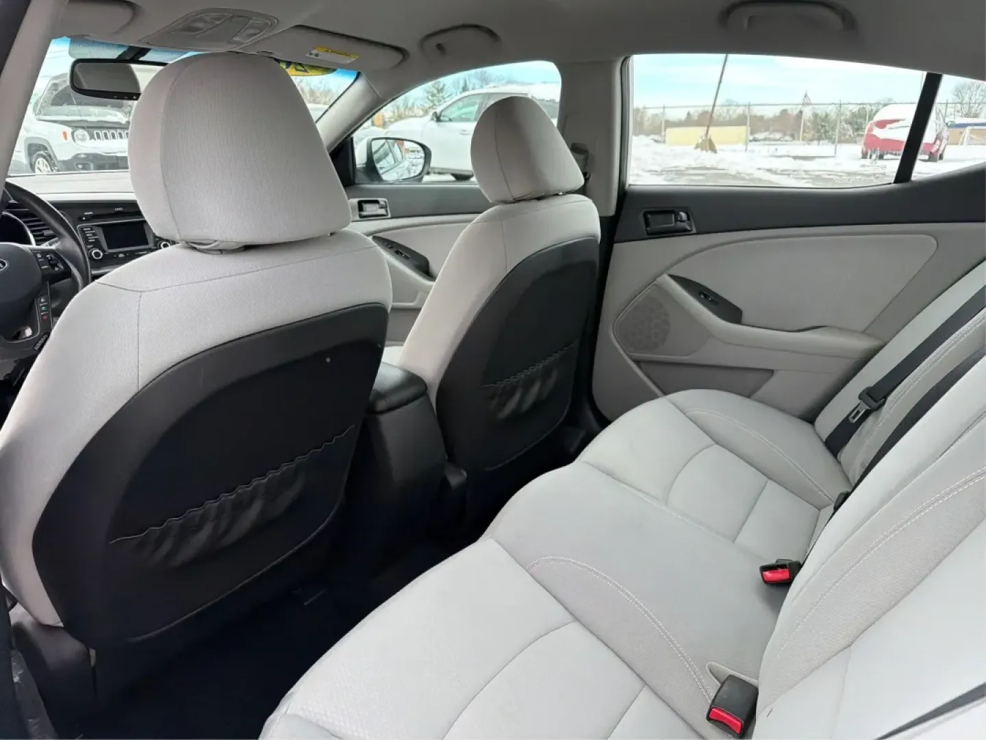 2013 Kia Optima LX (KNAGM4A74D5) with an 2.4L I-4 gasoline direct injection engine, located at 880 E. National Road, Vandalia, OH, 45377, (937) 908-9800, 39.891918, -84.183594 - **Discover Adventure with the 2013 Kia Optima LX at Advantage Car and Credit - Vandalia!** <br /> <br /> Are you ready to elevate your daily drive? Whether you're commuting to work, running errands, or planning a weekend getaway, the 2013 Kia Optima LX is the ideal sedan that seamlessly fits into y - Photo#10