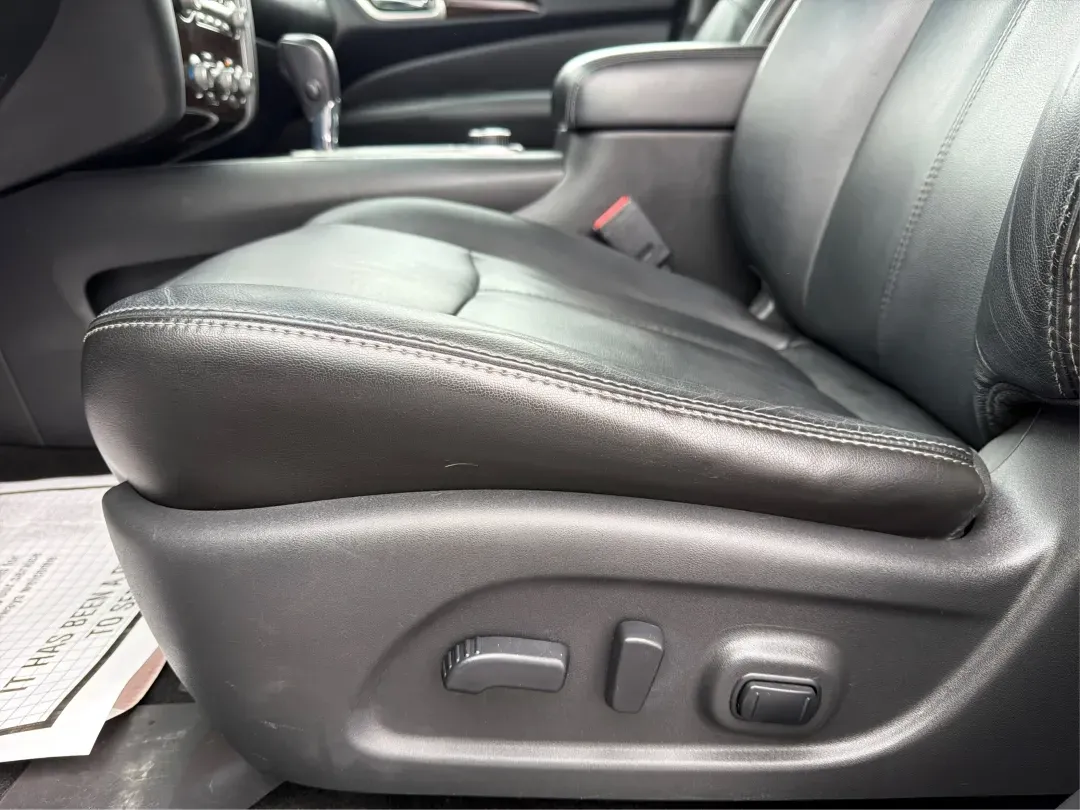 2013 Nissan Pathfinder SL (5N1AR2MM7DC) with an 3.5L V-6 DOHC engine, located at 1184 Kauffman Ave, Fairborn, OH, 45324, (937) 908-9800, 39.807072, -84.030914 - **Discover Your Next Adventure with the 2013 Nissan Pathfinder at Advantage Car and Credit in Fairborn, OH!**<br /> <br /> Are you ready to elevate your family outings or weekend adventures? Look no further than the 2013 Nissan Pathfinder SL, a spacious and dependable SUV perfect for growing familie - Photo#17