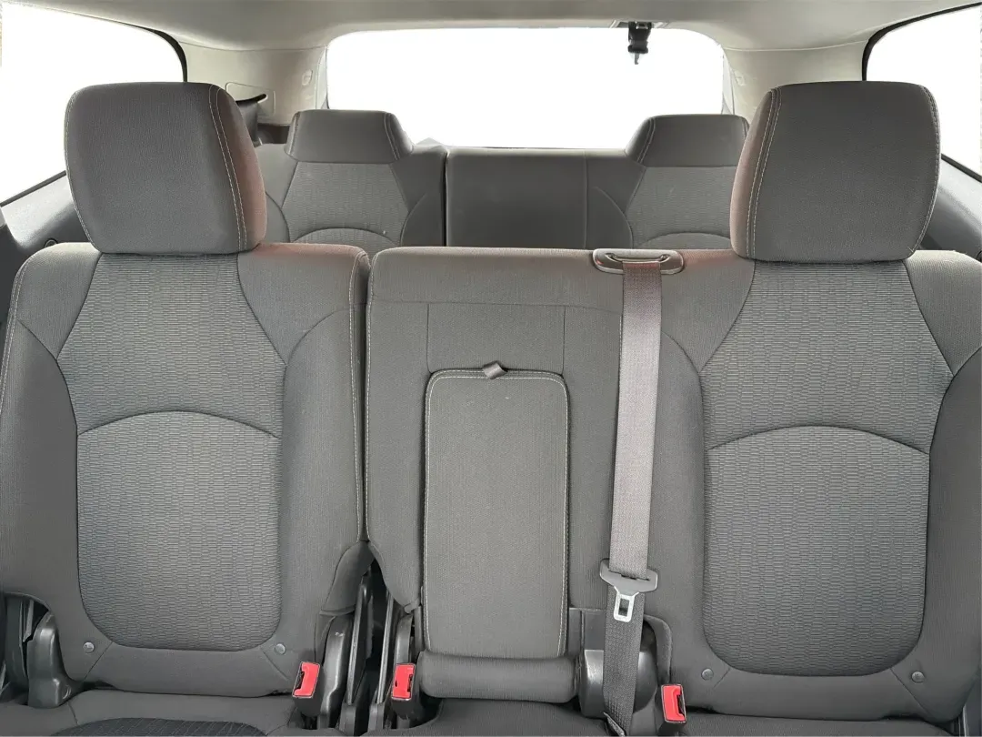 2017 Chevrolet Traverse 1LT (1GNKVGKD1HJ) with an 3.6L V-6 gasoline direct injection engine, located at 880 E. National Road, Vandalia, OH, 45377, (937) 908-9800, 39.891918, -84.183594 - **Adventure Awaits with the 2017 Chevrolet Traverse at Advantage Car and Credit!**<br /> <br /> Are you ready to elevate your family road trips or weekend adventures? Look no further than our stunning 2017 Chevrolet Traverse, available now at Advantage Car and Credit in Vandalia, OH. This spacious S - Photo#14