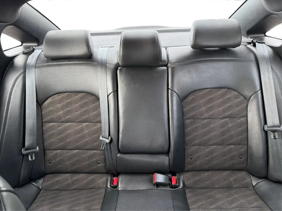 2018 Hyundai Sonata Sport (5NPE34AF6JH) with an 2.4L I-4 gasoline direct injection engine, located at 880 E. National Road, Vandalia, OH, 45377, (937) 908-9800, 39.891918, -84.183594 - **Discover the 2018 Hyundai Sonata Sport: Elevate Your Daily Commute in Style!**<br /> <br /> Are you seeking a vehicle that perfectly balances style, comfort, and reliability for your daily commute or family outings? Look no further than this stunning 2018 Hyundai Sonata Sport, available now at Adv - Photo#13