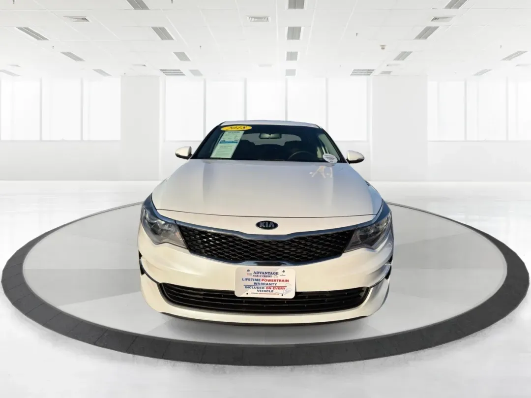 2018 Kia Optima LX (5XXGT4L39JG) with an Theta II 2.4L I-4 gasoline direct injection engine, located at 1099 N County Rd 25A, Troy, OH, 45373, (937) 908-9800, 40.057079, -84.212883 - Discover the perfect blend of style, comfort, and reliability with the 2018 Kia Optima LX, now available at Advantage Car and Credit in New Carlisle, OH. This sedan is designed for those who appreciate a smooth driving experience and high-end features, making it an ideal choice for budget-conscious - Photo#7