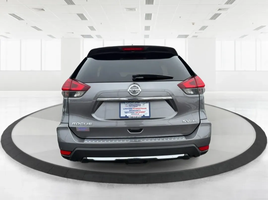 2017 Nissan Rogue SV (5N1AT2MV8HC) with an 2.5L I-4 DOHC engine, located at 1099 N County Rd 25A, Troy, OH, 45373, (937) 908-9800, 40.057079, -84.212883 - **Adventure Awaits with the 2017 Nissan Rogue SV Perfect for Growing Families!**<br /> <br /> Are you in search of a reliable SUV that fits your active lifestyle? Look no further than this 2017 Nissan Rogue SV, available now at Advantage Car and Credit - Troy! This spacious sport utility vehicle is - Photo#3