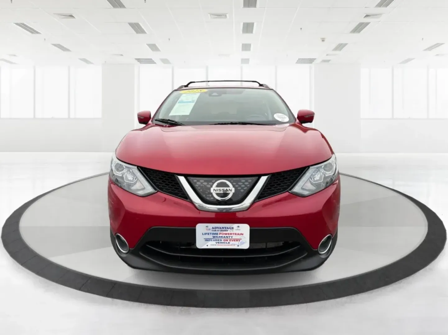 2018 Nissan Rogue SL (JN1BJ1CRXJW) with an 2L I-4 gasoline direct injection engine, located at 8750 N County Rd 25A, Piqua, OH, 45356, (937) 908-9800, 40.164391, -84.232513 - **Adventure Awaits with the 2018 Nissan Rogue SL at Advantage Car and Credit - Fairborn!**<br /> <br /> Are you ready to elevate your driving experience and create unforgettable memories on the road? The 2018 Nissan Rogue SL is the ideal companion for growing families, weekend adventurers, or anyone - Photo#7