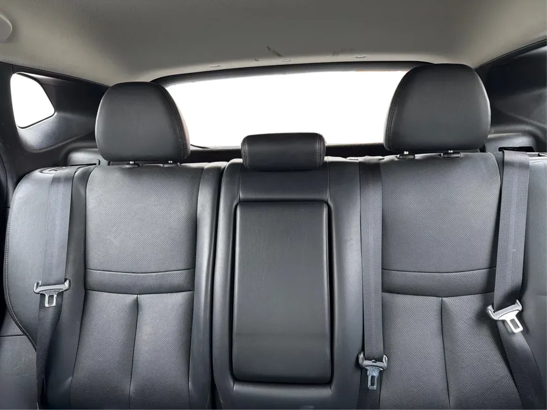 2018 Nissan Rogue SL (JN1BJ1CRXJW) with an 2L I-4 gasoline direct injection engine, located at 1184 Kauffman Ave, Fairborn, OH, 45324, (937) 908-9800, 39.807072, -84.030914 - **Adventure Awaits with the 2018 Nissan Rogue SL at Advantage Car and Credit - Fairborn!**<br /> <br /> Are you ready to elevate your driving experience and create unforgettable memories on the road? The 2018 Nissan Rogue SL is the ideal companion for growing families, weekend adventurers, or anyone - Photo#14