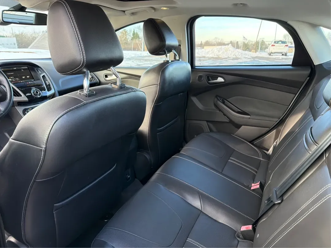 2012 Ford Focus SEL (1FAHP3H28CL) with an 2L I-4 gasoline direct injection engine, located at 8750 N County Rd 25A, Piqua, OH, 45356, (937) 908-9800, 40.164391, -84.232513 - ### Experience Comfort and Convenience with the 2012 Ford Focus SEL at Advantage Car and Credit - Piqua<br /> <br /> Are you searching for a reliable vehicle that perfectly complements your busy lifestyle? Whether you're commuting to work, running errands around Piqua, or planning a family road trip - Photo#10