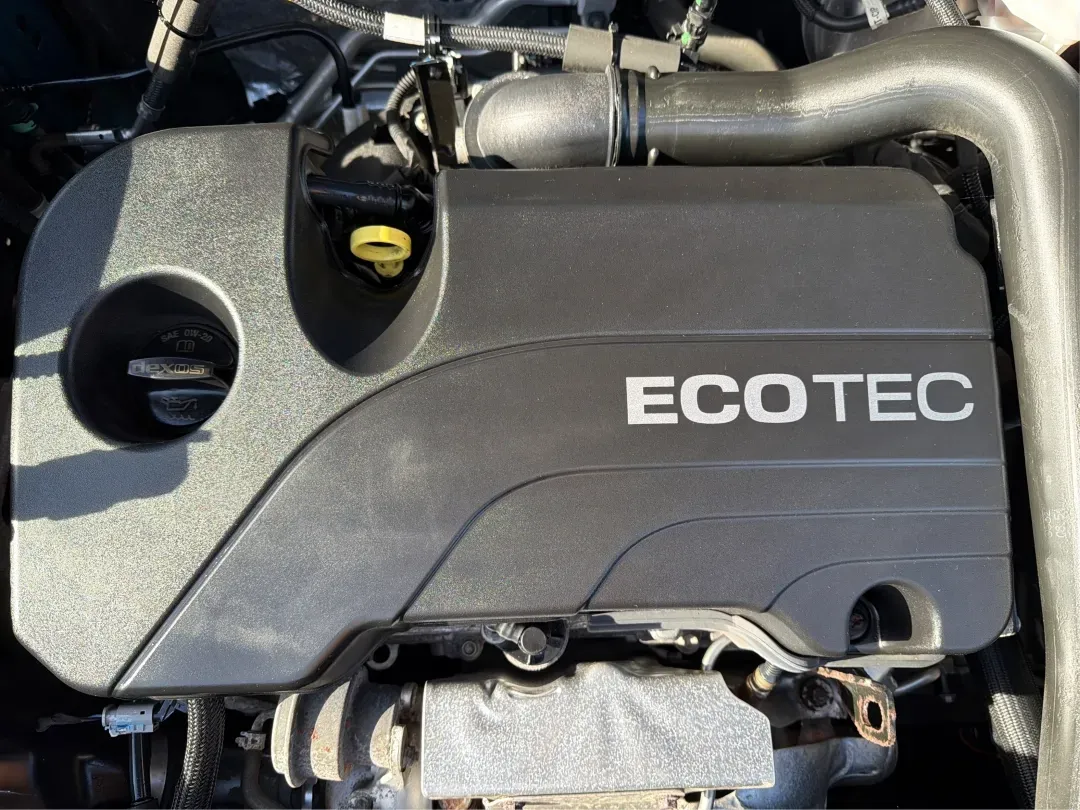 2022 Chevrolet Equinox AWD 1FL (2GNAX5EV4N6) with an 1.5L I-4 gasoline direct injection engine, located at 1951 S Dayton Lakeview Rd., New Carlisle, OH, 45344, (937) 908-9800, 39.890999, -84.050255 - **Discover Your Next Adventure with the 2022 Chevrolet Equinox at Advantage Car and Credit - New Carlisle!**<br /> <br /> If you're in the market for a versatile SUV that effortlessly blends family-friendly features with modern technology, look no further than this stunning 2022 Chevrolet Equinox. P - Photo#11