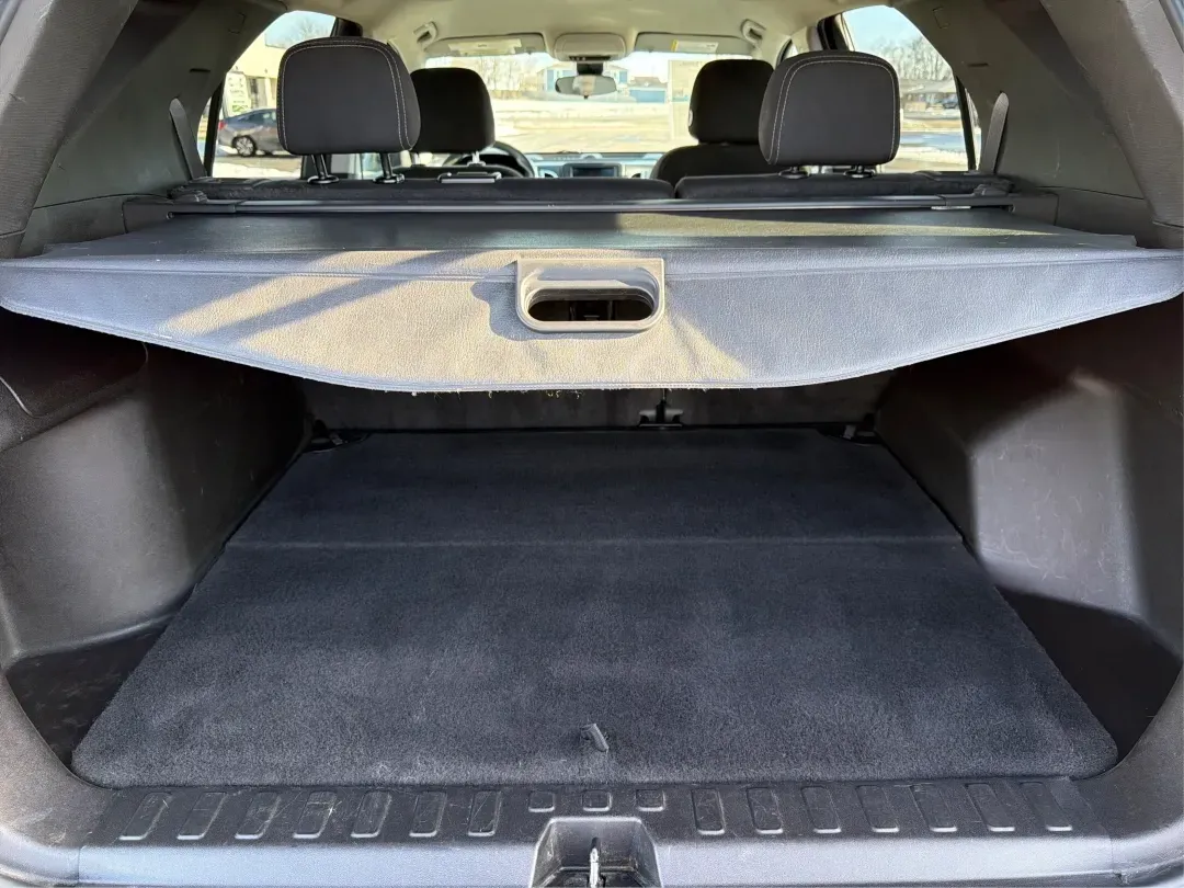 2022 Chevrolet Equinox AWD 1FL (2GNAX5EV4N6) with an 1.5L I-4 gasoline direct injection engine, located at 1951 S Dayton Lakeview Rd., New Carlisle, OH, 45344, (937) 908-9800, 39.890999, -84.050255 - **Discover Your Next Adventure with the 2022 Chevrolet Equinox at Advantage Car and Credit - New Carlisle!**<br /> <br /> If you're in the market for a versatile SUV that effortlessly blends family-friendly features with modern technology, look no further than this stunning 2022 Chevrolet Equinox. P - Photo#12