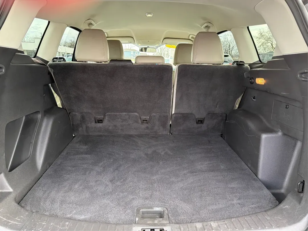 2017 Ford Escape SE (1FMCU0G95HU) with an Other engine, located at 8750 N County Rd 25A, Piqua, OH, 45356, (937) 908-9800, 40.164391, -84.232513 - Are you ready to elevate your lifestyle with a vehicle that perfectly balances comfort, versatility, and affordability? Look no further than the stunning 2017 Ford Escape SE, available now at Advantage Car and Credit - Piqua. This SUV is not just a vehicle; it's your new partner for family outings, - Photo#12