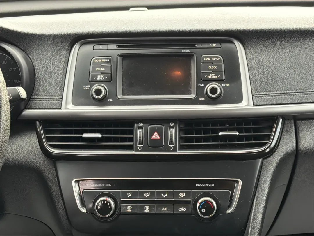 2017 Kia Optima LX (5XXGT4L31HG) with an Theta II 2.4L I-4 gasoline direct injection engine, located at 8750 N County Rd 25A, Piqua, OH, 45356, (937) 908-9800, 40.164391, -84.232513 - Are you ready to elevate your daily drive while embracing a lifestyle of convenience and reliability? Look no further than this stunning 2017 Kia Optima LX, available now at Advantage Car and Credit in Piqua, OH! This sedan is perfect for budget-conscious buyers seeking an efficient and stylish vehi - Photo#13