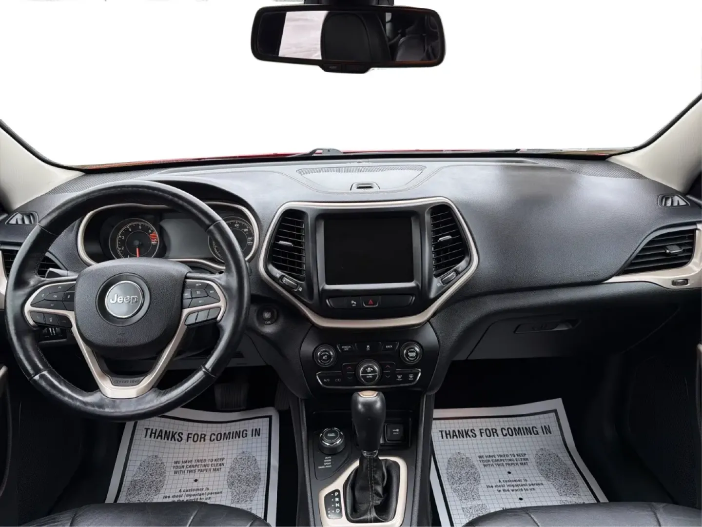 2018 Jeep Cherokee Limited 4x4 (1C4PJMDB4JD) with an 2.4L L4 DOHC 16V engine, 9A transmission, located at 1951 S Dayton Lakeview Rd., New Carlisle, OH, 45344, (937) 908-9800, 39.890999, -84.050255 - **Adventure Awaits with the 2018 Jeep Cherokee Limited 4x4!**<br /> <br /> Are you ready to elevate your daily drive or embark on unforgettable weekend adventures? Look no further than this stunning 2018 Jeep Cherokee Limited 4x4, now available at Advantage Car and Credit, your trusted Buy Here Pay - Photo#21