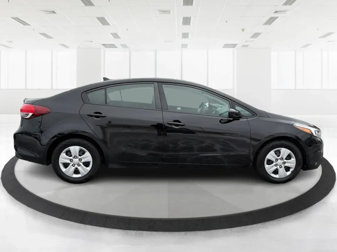 2018 Kia Forte LX (3KPFK4A71JE) with an 2L I-4 DOHC engine, located at 1951 S Dayton Lakeview Rd., New Carlisle, OH, 45344, (937) 908-9800, 39.890999, -84.050255 - **Discover Your Next Adventure with the 2018 Kia Forte at Advantage Car and Credit!**<br /> <br /> Are you in the market for a reliable and stylish sedan that accommodates your busy lifestyle? Look no further than this stunning 2018 Kia Forte LX, available now at Advantage Car and Credit in New Carl - Photo#1