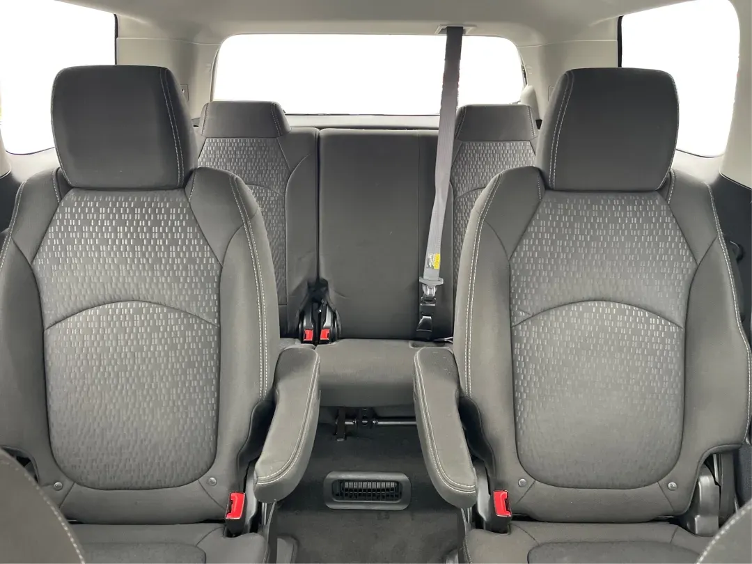 2015 GMC Acadia SLE-2 (1GKKVPKD6FJ) with an 3.6L V-6 gasoline direct injection engine, located at 8750 N County Rd 25A, Piqua, OH, 45356, (937) 908-9800, 40.164391, -84.232513 - Are you ready to elevate your family adventures or conquer your daily commute with unmatched style and comfort? Look no further than this stunning 2015 GMC Acadia SLE-2, available now at Advantage Car and Credit - Piqua. Perfectly designed for growing families, this sport utility vehicle offers a bl - Photo#7