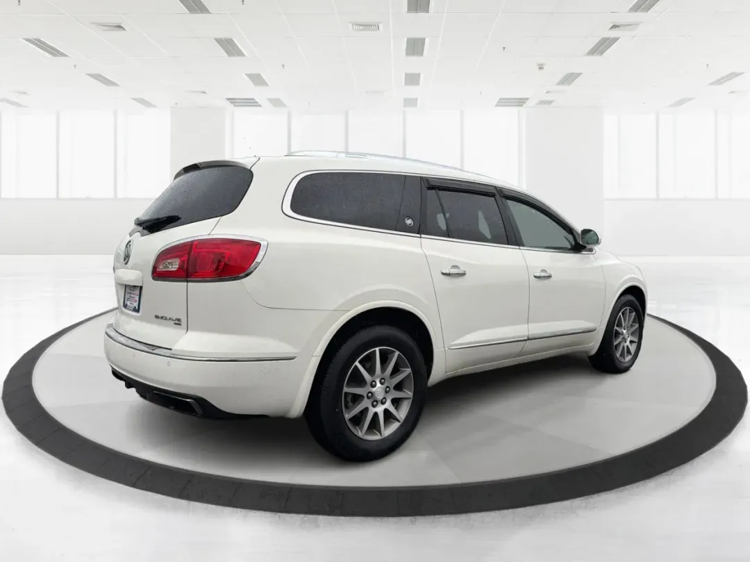 2014 Buick Enclave Leather (5GAKVBKD7EJ) with an 3.6L V-6 gasoline direct injection engine, located at 1184 Kauffman Ave, Fairborn, OH, 45324, (937) 908-9800, 39.807072, -84.030914 - **Experience the Ultimate Family Adventure with the 2014 Buick Enclave at Advantage Car and Credit!** <br /> <br /> Are you a growing family seeking the perfect vehicle to accommodate your busy lifestyle? Look no further than this stunning 2014 Buick Enclave, now available at Advantage Car and Credi - Photo#2