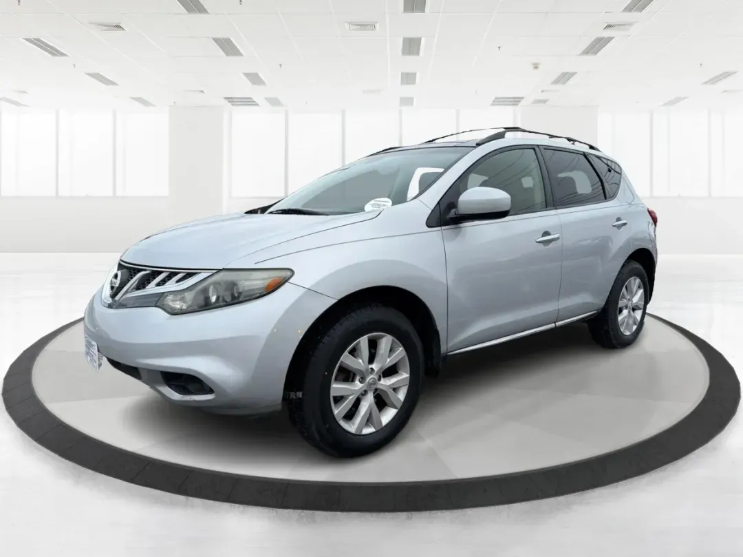 2014 Nissan Murano SL AWD (JN8AZ1MW2EW) with an 3.5L V6 DOHC 24V engine, Continuously Variable Transmission transmission, located at 1184 Kauffman Ave, Fairborn, OH, 45324, (937) 908-9800, 39.807072, -84.030914 - Discover the perfect blend of comfort, versatility, and reliability with the 2014 Nissan Murano SL AWD, available now at Advantage Car and Credit in Fairborn, OH. Whether you're a growing family needing extra space, a commuter seeking efficiency, or someone who loves weekend adventures, this SUV is - Photo#8