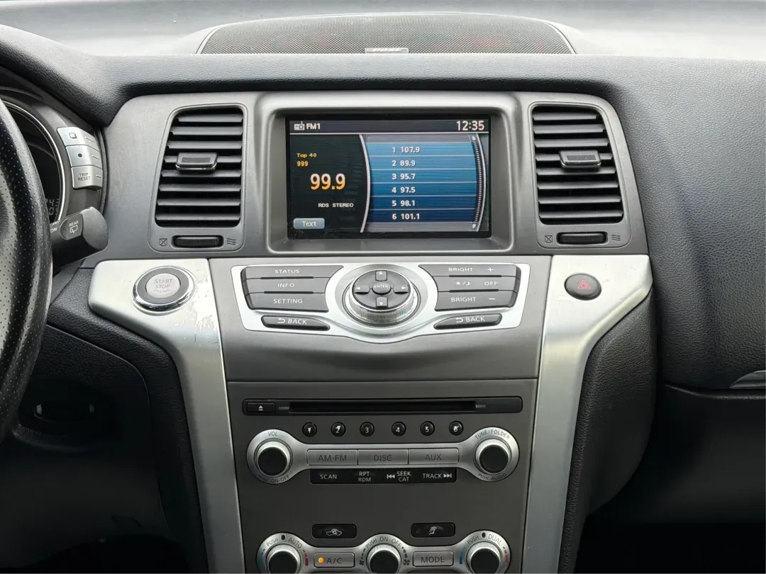 2014 Nissan Murano SL AWD (JN8AZ1MW2EW) with an 3.5L V6 DOHC 24V engine, Continuously Variable Transmission transmission, located at 1184 Kauffman Ave, Fairborn, OH, 45324, (937) 908-9800, 39.807072, -84.030914 - Discover the perfect blend of comfort, versatility, and reliability with the 2014 Nissan Murano SL AWD, available now at Advantage Car and Credit in Fairborn, OH. Whether you're a growing family needing extra space, a commuter seeking efficiency, or someone who loves weekend adventures, this SUV is - Photo#13