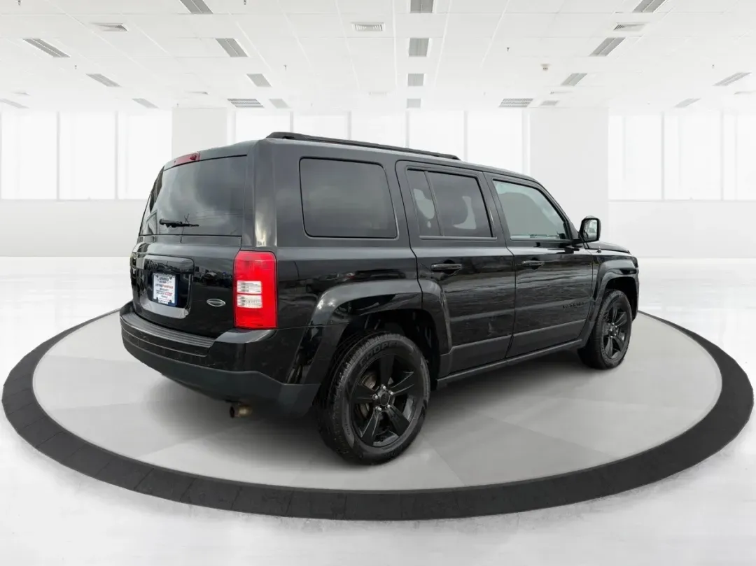2015 Jeep Patriot Altitude Edition (1C4NJPBA7FD) with an 2L I-4 DOHC engine, located at 1184 Kauffman Ave, Fairborn, OH, 45324, (937) 908-9800, 39.807072, -84.030914 - **Adventure Awaits with the 2015 Jeep Patriot Altitude Edition!**<br /> <br /> Are you ready to elevate your weekend adventures or make daily commutes a breeze? At Advantage Car and Credit in Fairborn, OH, we have just the vehicle for you-the 2015 Jeep Patriot Altitude Edition! This rugged yet comfo - Photo#2
