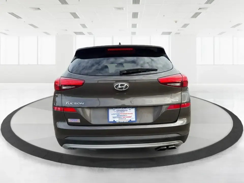 2019 Hyundai Tucson SEL (KM8J3CAL6KU) with an Theta 2.4L I-4 gasoline direct injection engine, 6A transmission, located at 1230 East Main St, Xenia, OH, 45385, (937) 908-9800, 39.688026, -83.910172 - 2019 Hyundai Tucson SEL - Photo#3