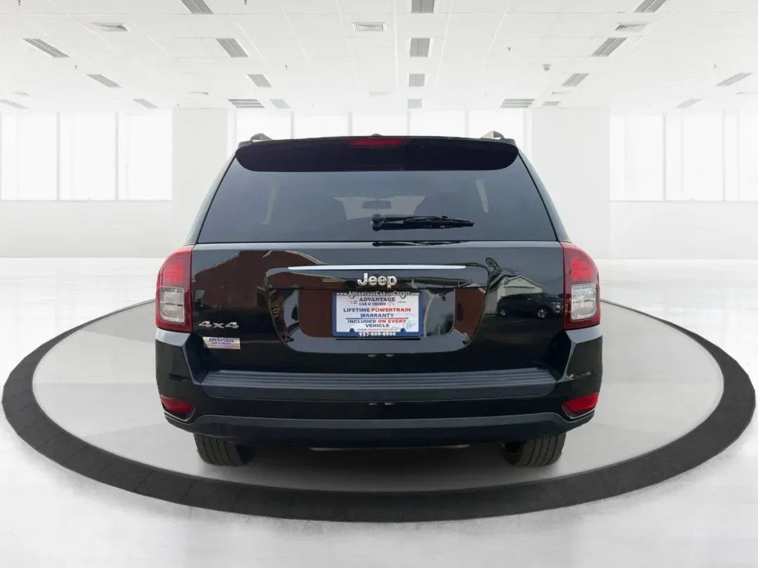 2016 Jeep Compass Sport (1C4NJDBB2GD) with an 2.4L I-4 DOHC engine, located at 1184 Kauffman Ave, Fairborn, OH, 45324, (937) 908-9800, 39.807072, -84.030914 - 2016 Jeep Compass Sport - Photo#3