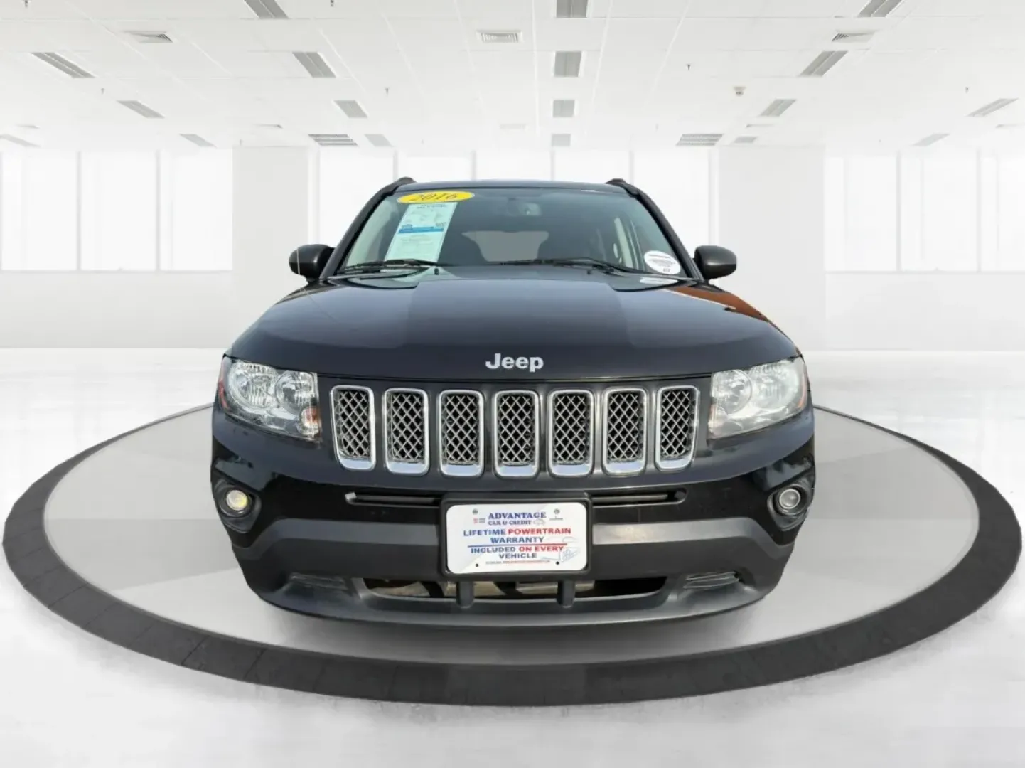 2016 Jeep Compass Sport (1C4NJDBB2GD) with an 2.4L I-4 DOHC engine, CVT transmission, located at 8750 N County Rd 25A, Piqua, OH, 45356, (937) 908-9800, 40.164391, -84.232513 - Discover the perfect blend of adventure and practicality with the 2016 Jeep Compass Sport, available now at Advantage Car and Credit in Fairborn, OH. This versatile SUV is designed for those who crave both weekend escapades and everyday functionality. Whether you're a growing family looking for a sp - Photo#7