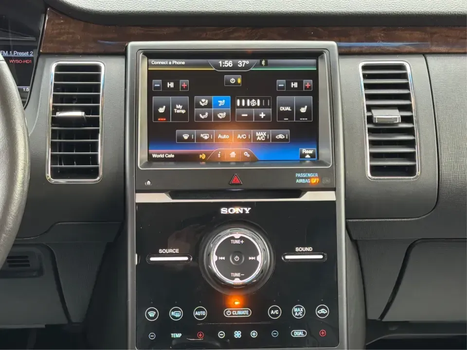 2014 Ford Flex Limited (2FMGK5D89EB) with an 3.5L V-6 DOHC engine, 6-Speed Automatic Overdrive transmission, located at 1184 Kauffman Ave, Fairborn, OH, 45324, (937) 908-9800, 39.807072, -84.030914 - Are you ready to upgrade your lifestyle with a reliable vehicle that accommodates both family adventures and daily commutes? Look no further than this stunning 2014 Ford Flex Limited, available now at Advantage Car and Credit in Moraine, OH. With its spacious interior, versatile cargo capacity, and - Photo#13