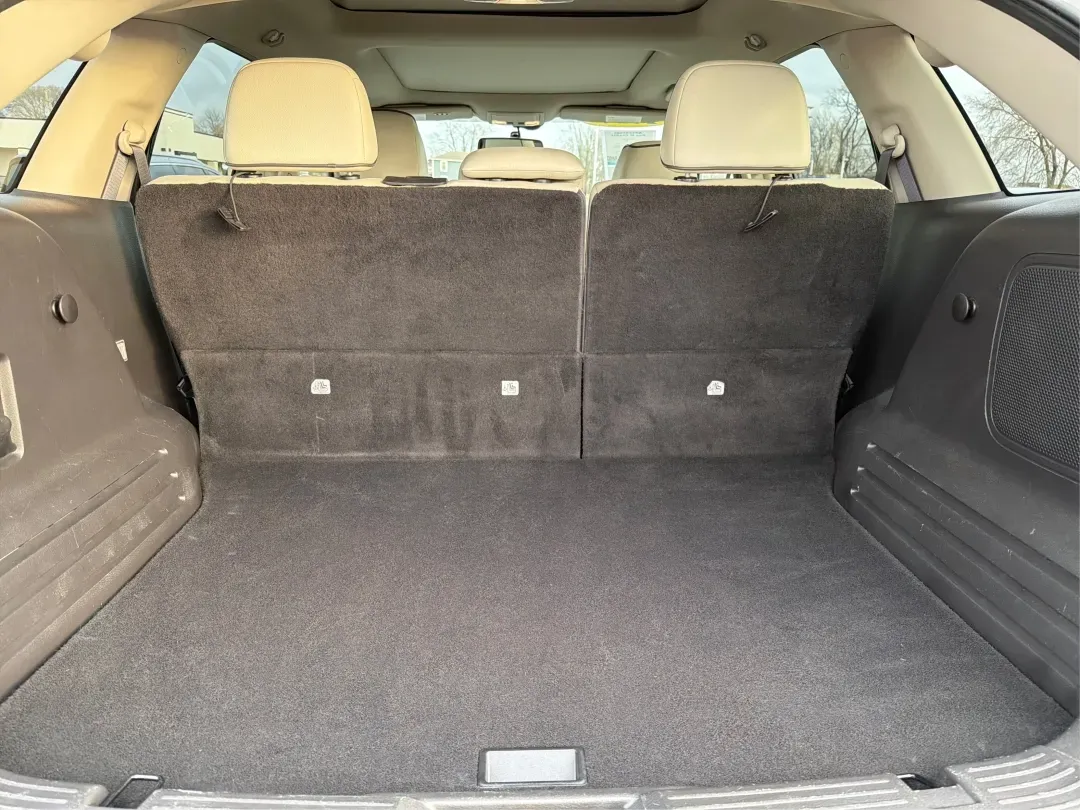 2014 Lincoln MKX Base (2LMDJ8JK2EB) with an Other engine, located at 4508 South Dixie Dr, Moraine, OH, 45439, (937) 908-9800, 39.689976, -84.218452 - **Unleash Your Adventures with This 2014 Lincoln MKX at Advantage Car and Credit - Moraine!**<br /> <br /> Are you ready to elevate your driving experience? Whether you're commuting through the bustling roads of Moraine or embarking on weekend getaways to nearby attractions like the beautiful Dayton - Photo#12