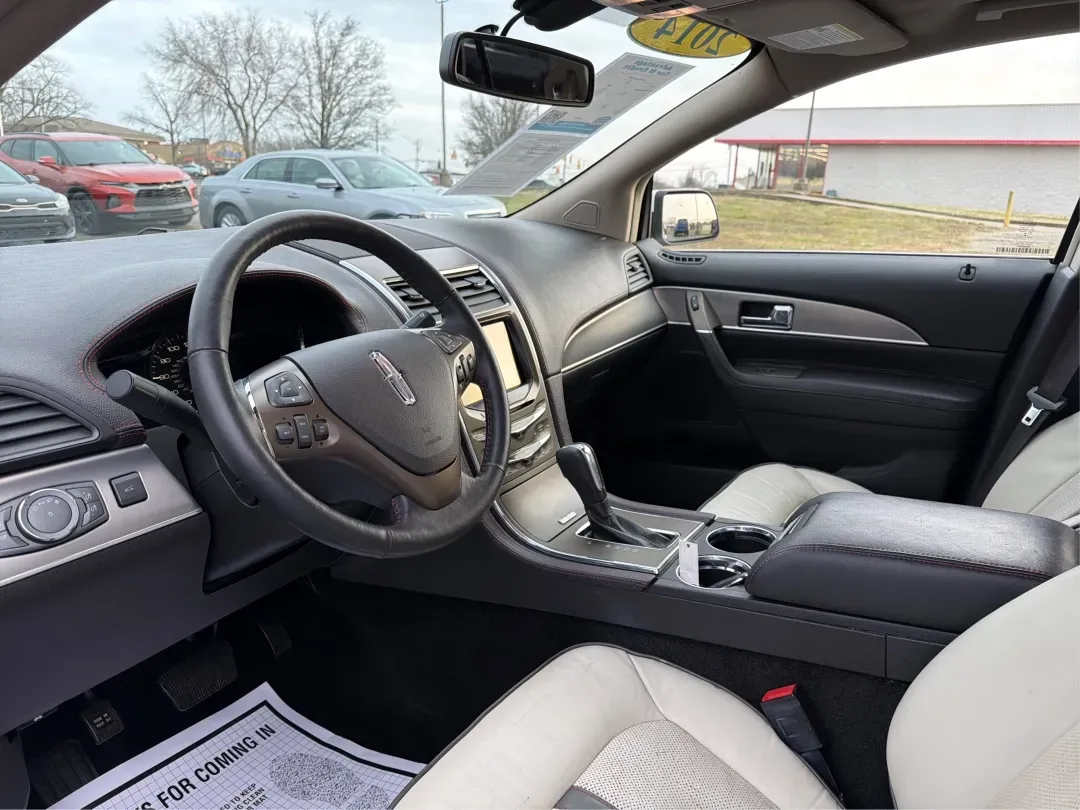 2014 Lincoln MKX Base (2LMDJ8JK2EB) with an Other engine, located at 880 E. National Road, Vandalia, OH, 45377, (937) 908-9800, 39.891918, -84.183594 - **Unleash Your Adventures with This 2014 Lincoln MKX at Advantage Car and Credit - Moraine!**<br /> <br /> Are you ready to elevate your driving experience? Whether you're commuting through the bustling roads of Moraine or embarking on weekend getaways to nearby attractions like the beautiful Dayton - Photo#9