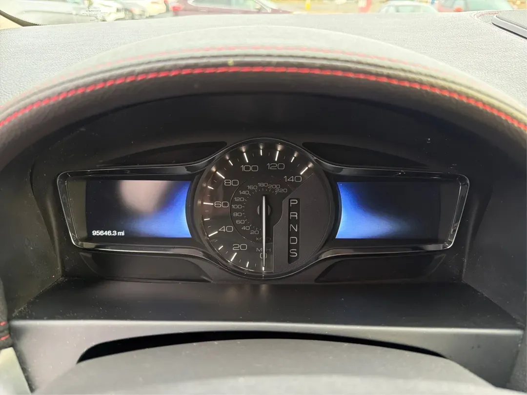 2014 Lincoln MKX Base (2LMDJ8JK2EB) with an Other engine, located at 880 E. National Road, Vandalia, OH, 45377, (937) 908-9800, 39.891918, -84.183594 - **Unleash Your Adventures with This 2014 Lincoln MKX at Advantage Car and Credit - Moraine!**<br /> <br /> Are you ready to elevate your driving experience? Whether you're commuting through the bustling roads of Moraine or embarking on weekend getaways to nearby attractions like the beautiful Dayton - Photo#15