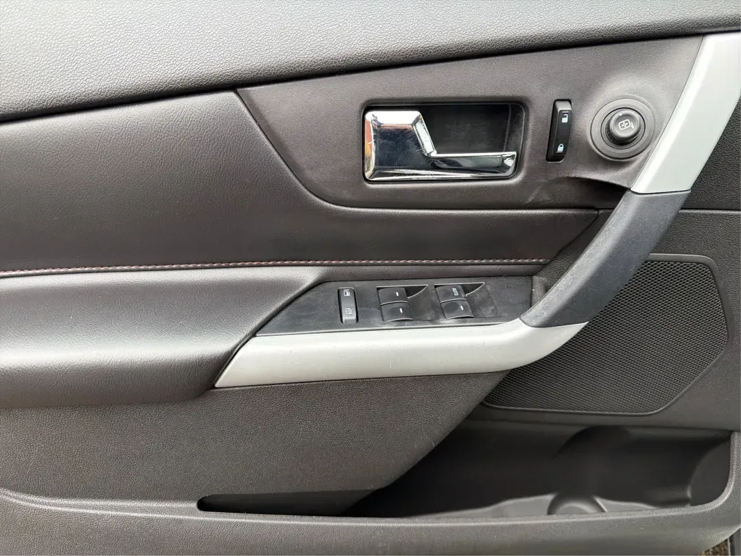 2013 Ford Edge Limited (2FMDK4KC5DB) with an 3.5L V-6 DOHC engine, located at 1951 S Dayton Lakeview Rd., New Carlisle, OH, 45344, (937) 908-9800, 39.890999, -84.050255 - 2013 Ford Edge Limited - Photo#19