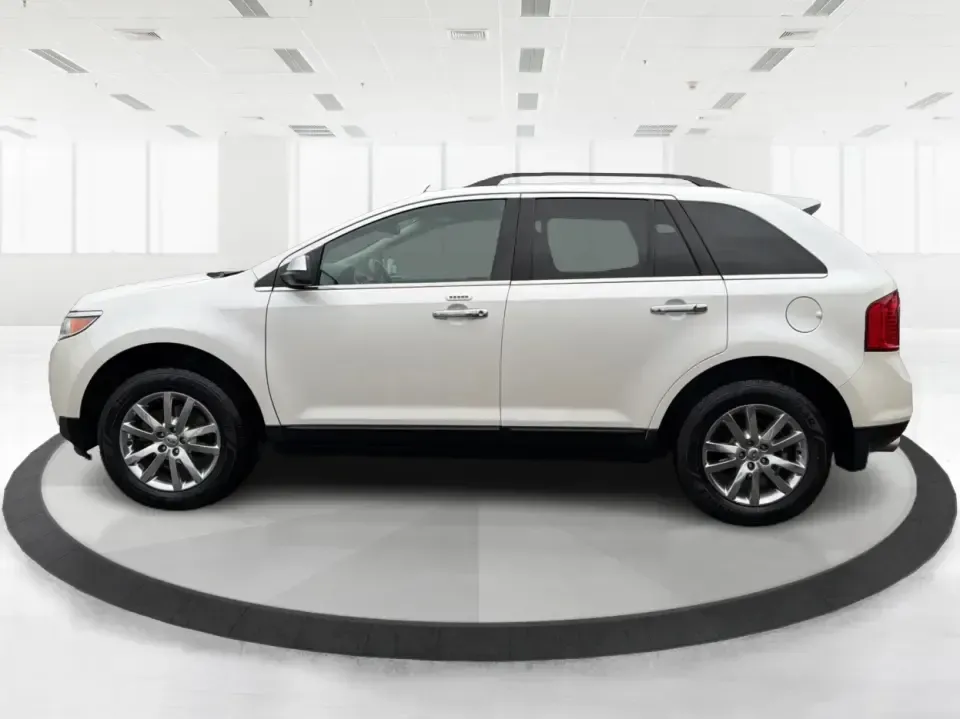 2013 Ford Edge Limited (2FMDK4KC5DB) with an 3.5L V-6 DOHC engine, 6-Speed Automatic transmission, located at 1951 S Dayton Lakeview Rd., New Carlisle, OH, 45344, (937) 908-9800, 39.890999, -84.050255 - ### Elevate Your Lifestyle with the 2013 Ford Edge Limited at Advantage Car and Credit in New Carlisle, OH!<br /> <br /> Are you ready to upgrade your family adventures, daily commutes, or weekend getaways? The 2013 Ford Edge Limited is here to transform your driving experience! With its sophisticat - Photo#5