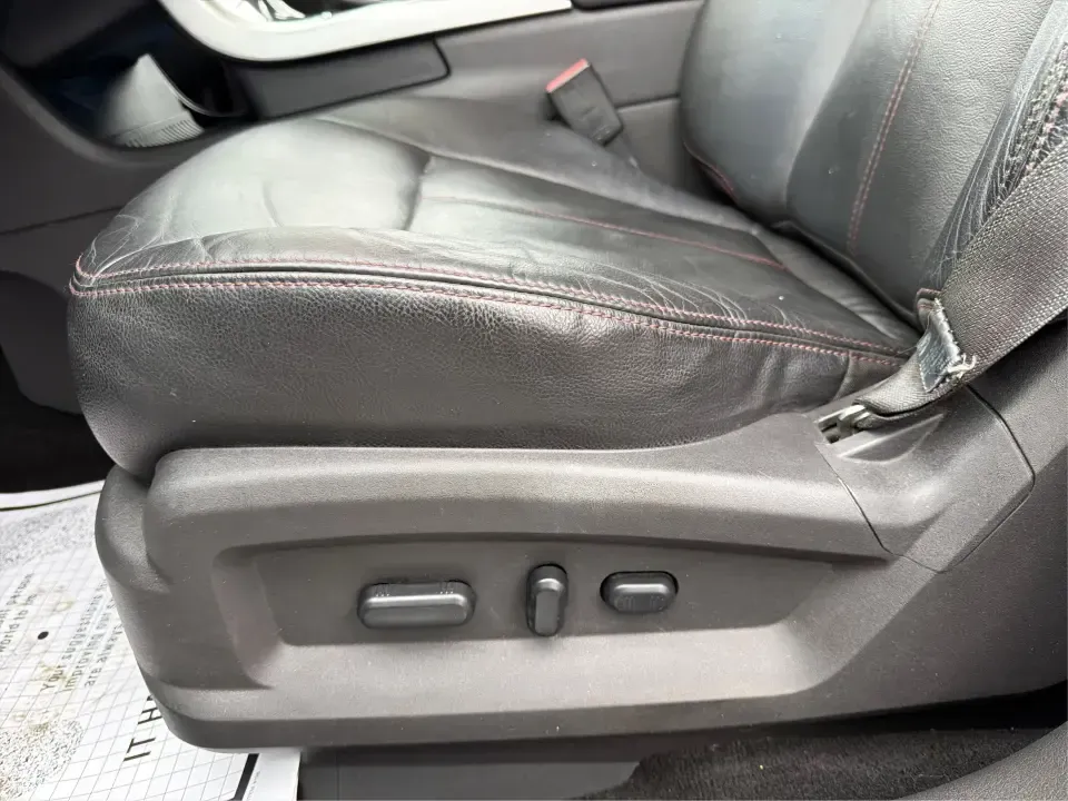 2013 Ford Edge Limited (2FMDK4KC5DB) with an 3.5L V-6 DOHC engine, 6-Speed Automatic transmission, located at 1951 S Dayton Lakeview Rd., New Carlisle, OH, 45344, (937) 908-9800, 39.890999, -84.050255 - ### Elevate Your Lifestyle with the 2013 Ford Edge Limited at Advantage Car and Credit in New Carlisle, OH!<br /> <br /> Are you ready to upgrade your family adventures, daily commutes, or weekend getaways? The 2013 Ford Edge Limited is here to transform your driving experience! With its sophisticat - Photo#18