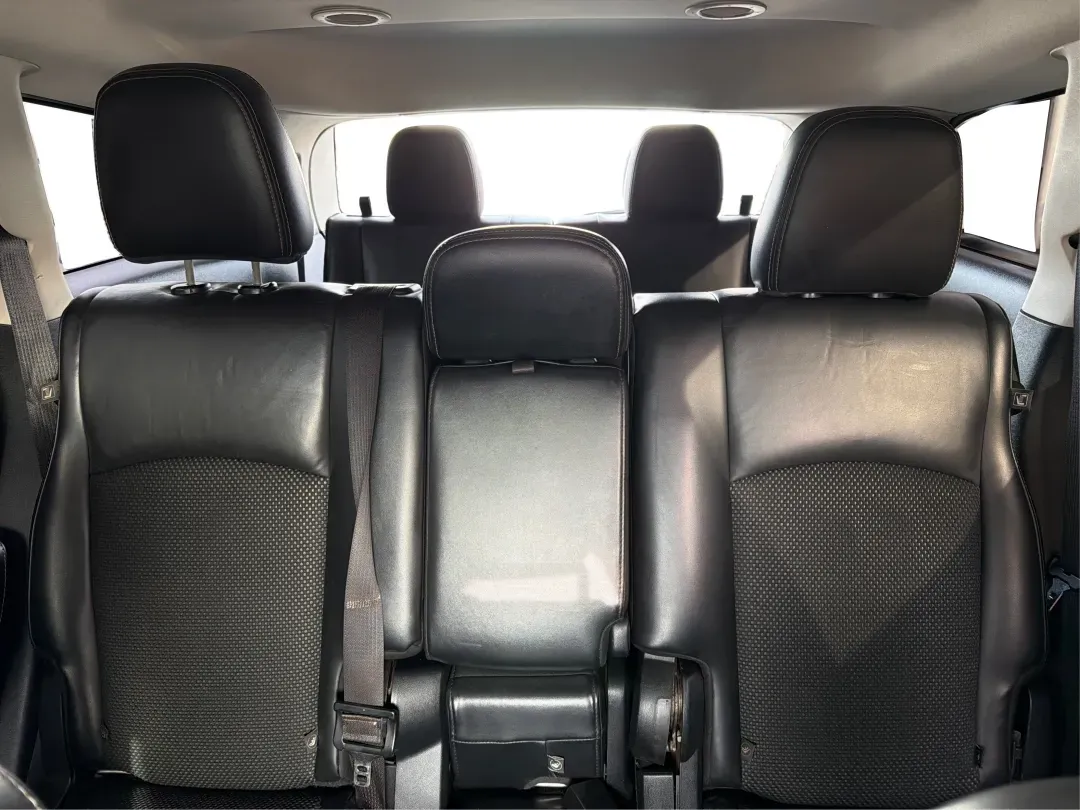 2018 Dodge Journey Crossroad FWD (3C4PDCGBXJT) with an 2.4L L4 DOHC 16V engine, 4-Speed Automatic transmission, located at 1951 S Dayton Lakeview Rd., New Carlisle, OH, 45344, (937) 908-9800, 39.890999, -84.050255 - 2018 Dodge Journey Crossroad FWD - Photo#14