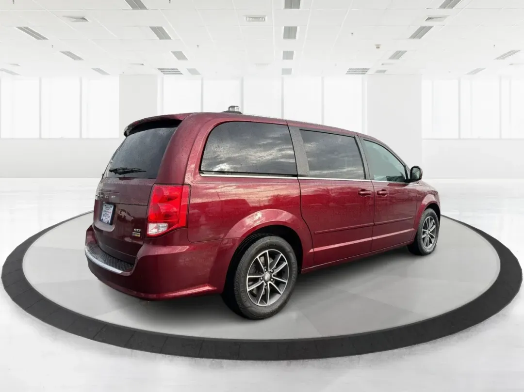 2017 Dodge Grand Caravan SXT (2C4RDGCG2HR) with an Pentastar 3.6L V-6 DOHC engine, located at 1951 S Dayton Lakeview Rd., New Carlisle, OH, 45344, (937) 908-9800, 39.890999, -84.050255 - Are you ready to elevate your family adventures or daily commutes with a vehicle that combines space, comfort, and reliability? Look no further than the 2017 Dodge Grand Caravan SXT, now available at Advantage Car and Credit in New Carlisle, OH. This versatile passenger van is perfect for growing fa - Photo#2