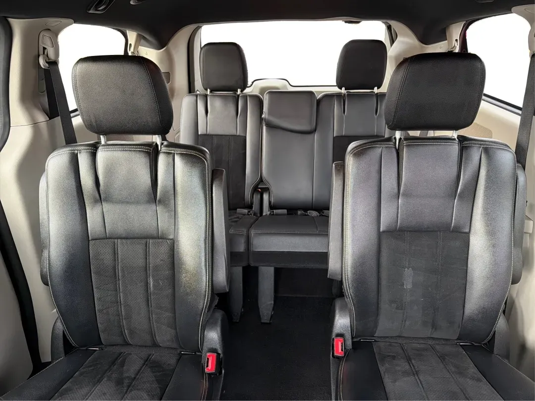 2017 Dodge Grand Caravan SXT (2C4RDGCG2HR) with an Pentastar 3.6L V-6 DOHC engine, located at 1951 S Dayton Lakeview Rd., New Carlisle, OH, 45344, (937) 908-9800, 39.890999, -84.050255 - Are you ready to elevate your family adventures or daily commutes with a vehicle that combines space, comfort, and reliability? Look no further than the 2017 Dodge Grand Caravan SXT, now available at Advantage Car and Credit in New Carlisle, OH. This versatile passenger van is perfect for growing fa - Photo#14