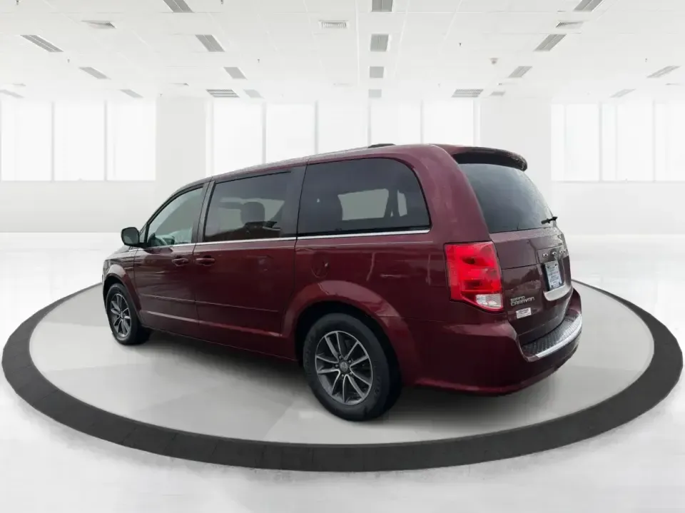 2017 Dodge Grand Caravan SXT (2C4RDGCG2HR) with an Pentastar 3.6L V-6 DOHC engine, 6A transmission, located at 1951 S Dayton Lakeview Rd., New Carlisle, OH, 45344, (937) 908-9800, 39.890999, -84.050255 - Are you ready to elevate your family adventures or daily commutes with a vehicle that combines space, comfort, and reliability? Look no further than the 2017 Dodge Grand Caravan SXT, now available at Advantage Car and Credit in New Carlisle, OH. This versatile passenger van is perfect for growing fa - Photo#4