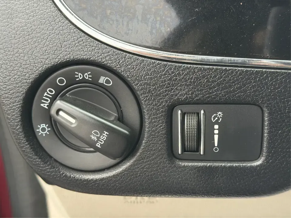 2017 Dodge Grand Caravan SXT (2C4RDGCG2HR) with an Pentastar 3.6L V-6 DOHC engine, 6A transmission, located at 1184 Kauffman Ave, Fairborn, OH, 45324, (937) 908-9800, 39.807072, -84.030914 - Are you ready to elevate your family adventures or daily commutes with a vehicle that combines space, comfort, and reliability? Look no further than the 2017 Dodge Grand Caravan SXT, now available at Advantage Car and Credit in New Carlisle, OH. This versatile passenger van is perfect for growing fa - Photo#17