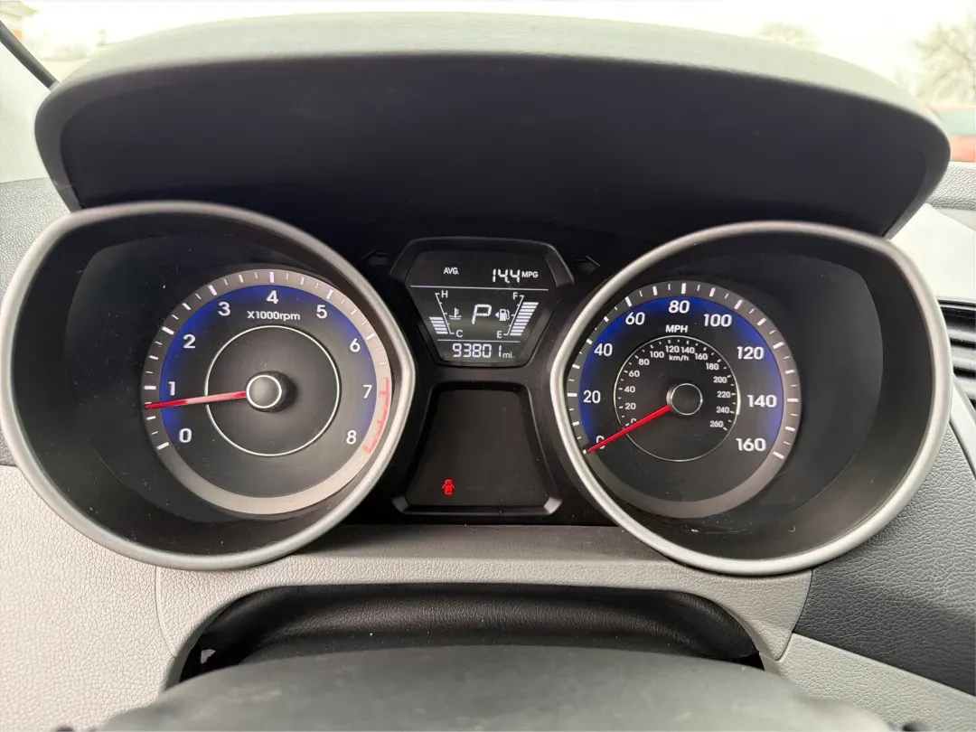 2016 Hyundai Elantra SE (KMHDH4AE9GU) with an Nu 1.8L I-4 DOHC engine, located at 1951 S Dayton Lakeview Rd., New Carlisle, OH, 45344, (937) 908-9800, 39.890999, -84.050255 - 2016 Hyundai Elantra SE - Photo#14