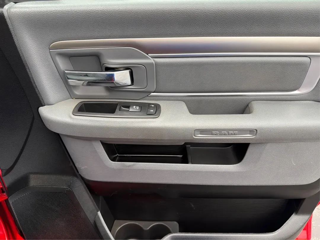 2019 Ram 1500 SLT Crew Cab 4x4 6'4 Box (1C6RR7TT2KS) with an Other engine, located at 401 Woodman Dr, Riverside, OH, 45431, (937) 908-9800, 39.760899, -84.123421 - 2019 Ram 1500 SLT Crew Cab 4x4 6'4 Box - Photo#17