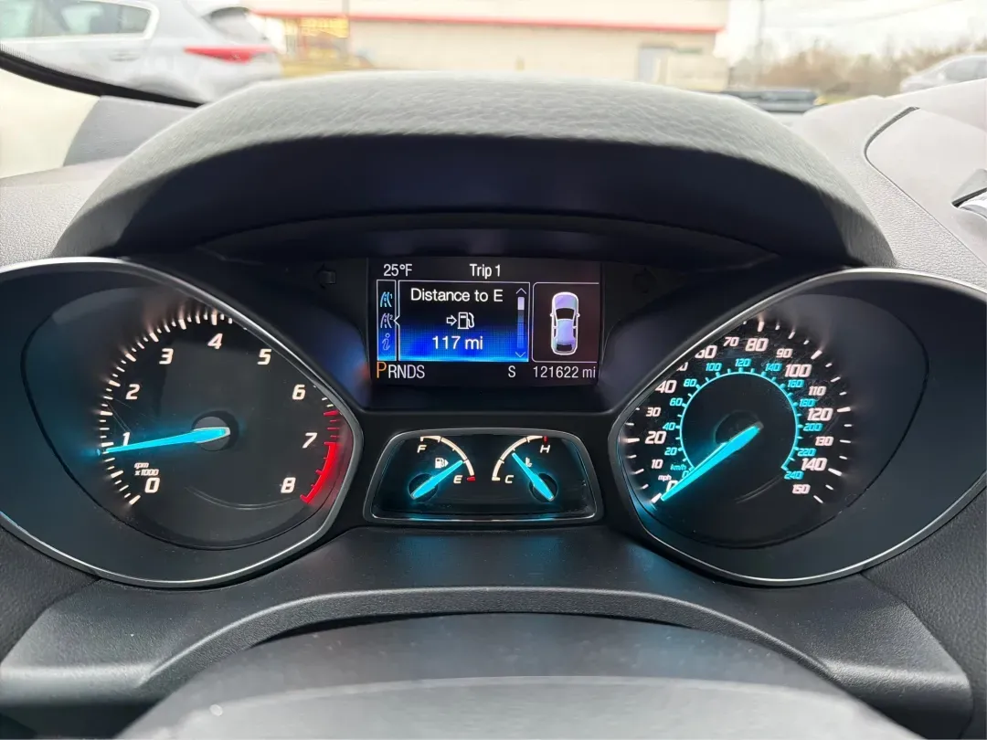 2013 Ford Escape SEL (1FMCU9H99DU) with an Other engine, located at 401 Woodman Dr, Riverside, OH, 45431, (937) 908-9800, 39.760899, -84.123421 - 2013 Ford Escape SEL - Photo#15