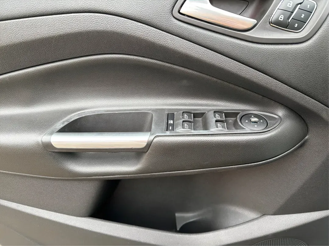 2013 Ford Escape SEL (1FMCU9H99DU) with an Other engine, located at 401 Woodman Dr, Riverside, OH, 45431, (937) 908-9800, 39.760899, -84.123421 - 2013 Ford Escape SEL - Photo#19