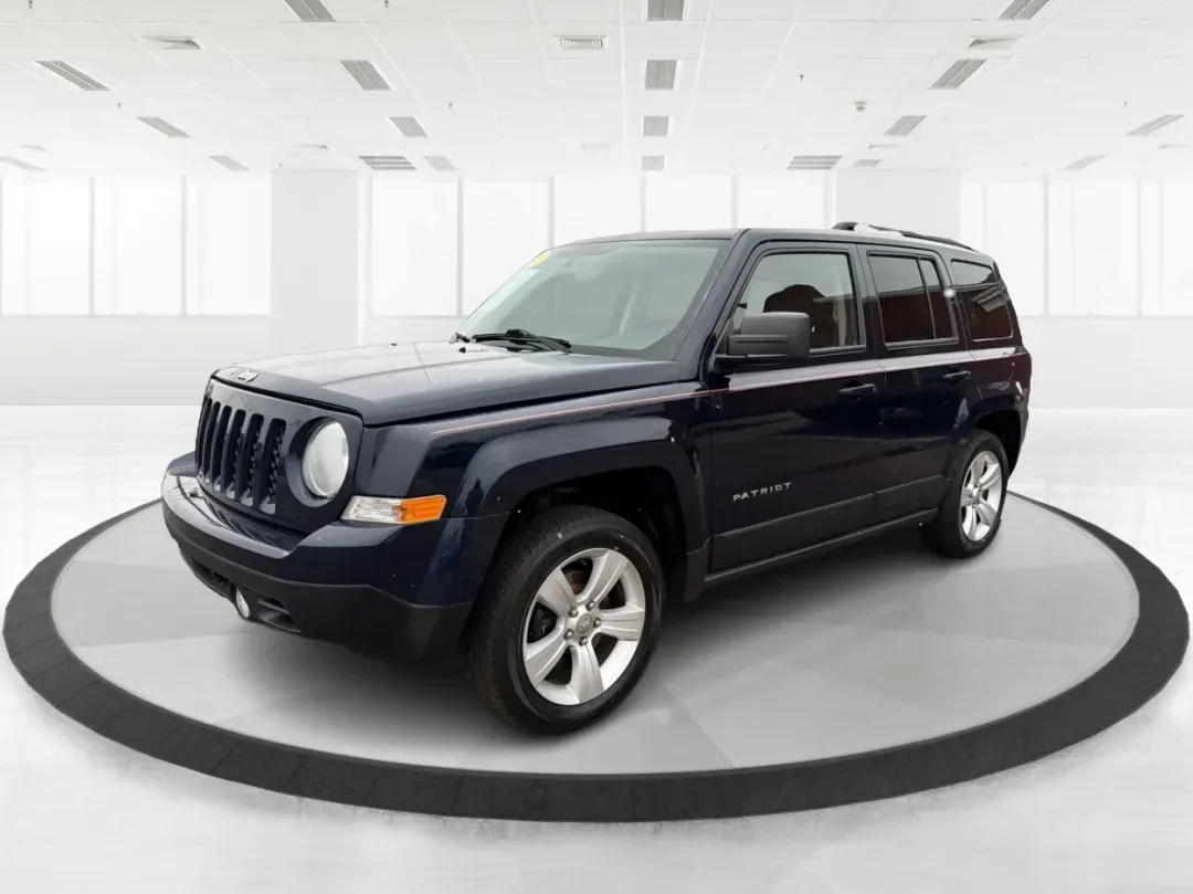 2014 Jeep Patriot Latitude (1C4NJRFB0ED) with an 2.4L I-4 DOHC engine, located at 1099 N County Rd 25A, Troy, OH, 45373, (937) 908-9800, 40.057079, -84.212883 - **Explore the Open Road in Style: 2014 Jeep Patriot Latitude at Advantage Car and Credit - Troy**<br /> <br /> Are you ready for your next adventure? The 2014 Jeep Patriot Latitude is the perfect vehicle for those who crave exploration and flexibility in their daily lives. Whether you're navigating - Photo#8