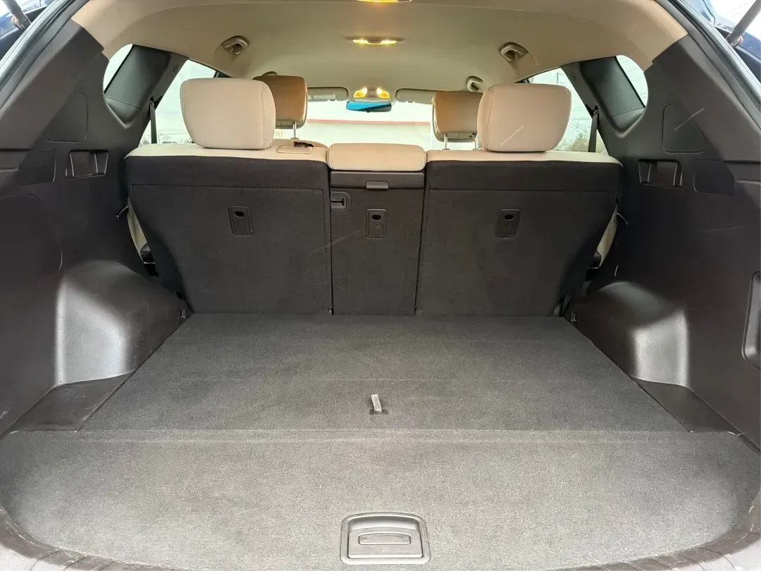 2017 Hyundai Santa Fe 2.4L (5XYZTDLB6HG) with an Theta II 2.4L I-4 gasoline direct injection engine, located at 1099 N County Rd 25A, Troy, OH, 45373, (937) 908-9800, 40.057079, -84.212883 - **Experience Adventure and Comfort with the 2017 Hyundai Santa Fe at Advantage Car and Credit - Troy!**<br /> <br /> Are you searching for the perfect vehicle that accommodates your active lifestyle? Look no further! The 2017 Hyundai Santa Fe is the ideal SUV for families on the go, weekend adventur - Photo#12