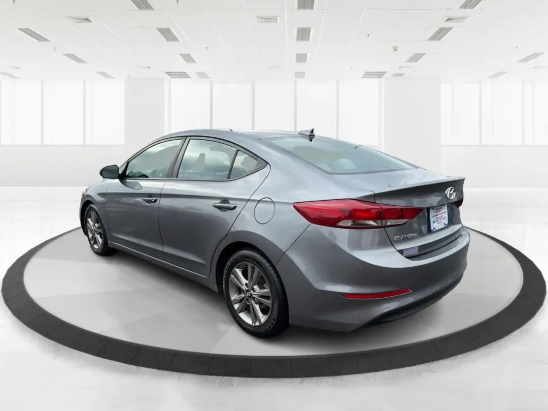 2018 Hyundai Elantra SEL (5NPD84LF2JH) with an Nu 2L I-4 DOHC engine, located at 1099 N County Rd 25A, Troy, OH, 45373, (937) 908-9800, 40.057079, -84.212883 - **Discover Your Next Adventure with the 2018 Hyundai Elantra SEL at Advantage Car and Credit - Troy**<br /> <br /> Are you in search of a reliable and stylish sedan for your daily commute, family outings, or weekend getaways? Look no further than the 2018 Hyundai Elantra SEL, available now at Advant - Photo#4