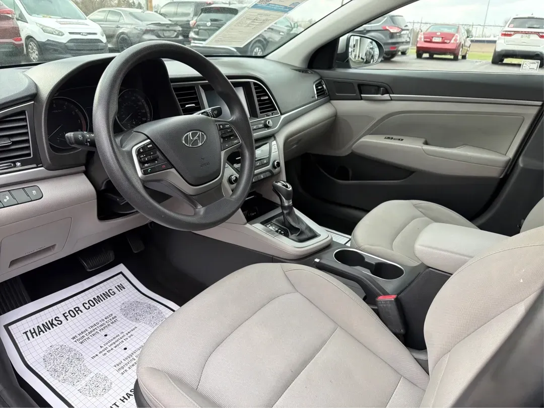 2018 Hyundai Elantra SEL (5NPD84LF2JH) with an Nu 2L I-4 DOHC engine, located at 1099 N County Rd 25A, Troy, OH, 45373, (937) 908-9800, 40.057079, -84.212883 - **Discover Your Next Adventure with the 2018 Hyundai Elantra SEL at Advantage Car and Credit - Troy**<br /> <br /> Are you in search of a reliable and stylish sedan for your daily commute, family outings, or weekend getaways? Look no further than the 2018 Hyundai Elantra SEL, available now at Advant - Photo#9