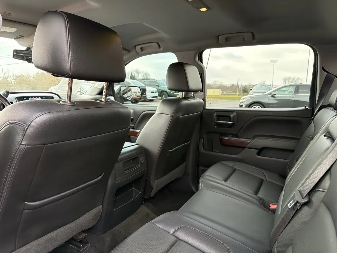 2017 GMC Sierra 1500 SLT (3GTU2NEC8HG) with an EcoTec3 6.2L V-8 gasoline direct injection engine, located at 1230 East Main St, Xenia, OH, 45385, (937) 908-9800, 39.688026, -83.910172 - **Discover the Perfect Blend of Power and Comfort with the 2017 GMC Sierra 1500 SLT**<br /> <br /> Are you searching for a versatile vehicle that can handle everything from family road trips to weekend adventures? Look no further than the 2017 GMC Sierra 1500 SLT, now available at Advantage Car and - Photo#10