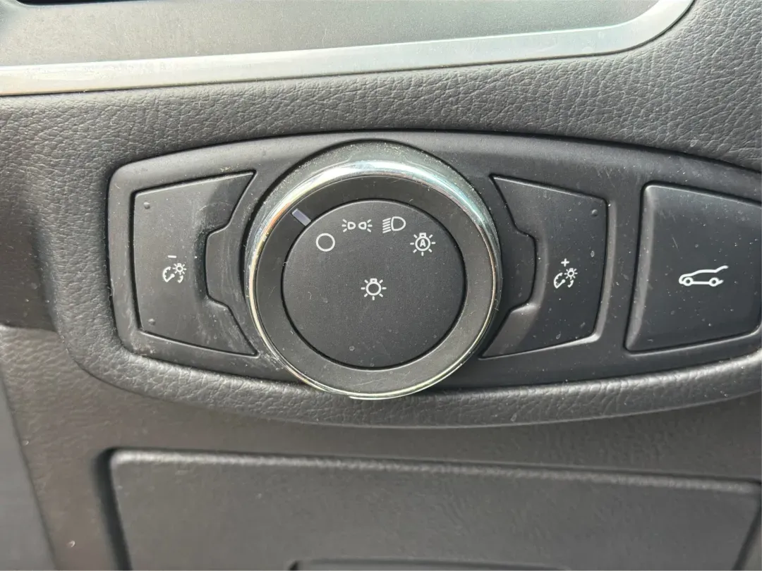 2017 Ford Edge Titanium (2FMPK4K93HB) with an Other engine, located at 880 E. National Road, Vandalia, OH, 45377, (937) 908-9800, 39.891918, -84.183594 - 2017 Ford Edge Titanium - Photo#16