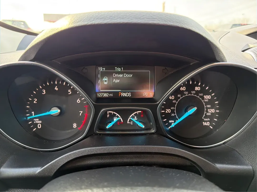 2018 Ford Escape SE (1FMCU9GD6JU) with an Other engine, located at 8750 N County Rd 25A, Piqua, OH, 45356, (937) 908-9800, 40.164391, -84.232513 - 2018 Ford Escape SE - Photo#15