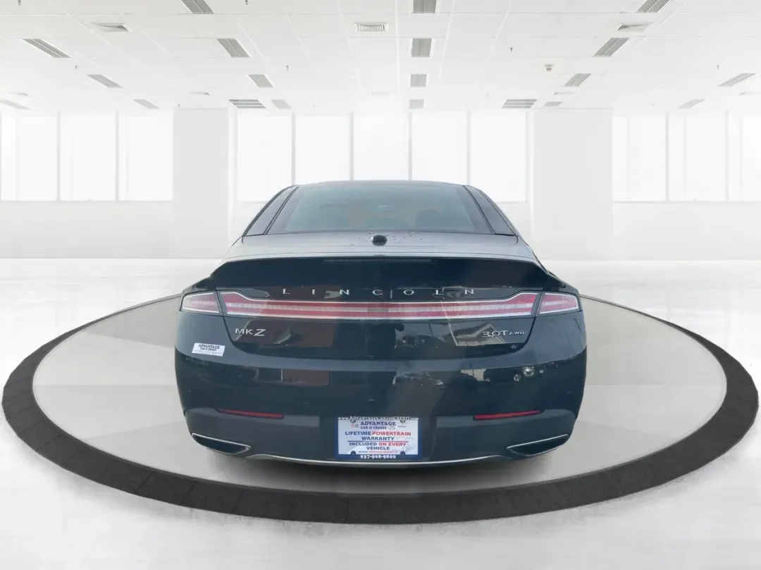 2017 Lincoln MKZ Reserve (3LN6L5FC1HR) with an Other engine, located at 1230 East Main St, Xenia, OH, 45385, (937) 908-9800, 39.688026, -83.910172 - Are you ready to elevate your daily commute or weekend getaways? Look no further than this stunning 2017 Lincoln MKZ Reserve, the perfect sedan for those who appreciate luxury and performance. At Advantage Car and Credit - Piqua, located at 8750 N County Rd 25A in Piqua, OH 45356, we offer flexible - Photo#3