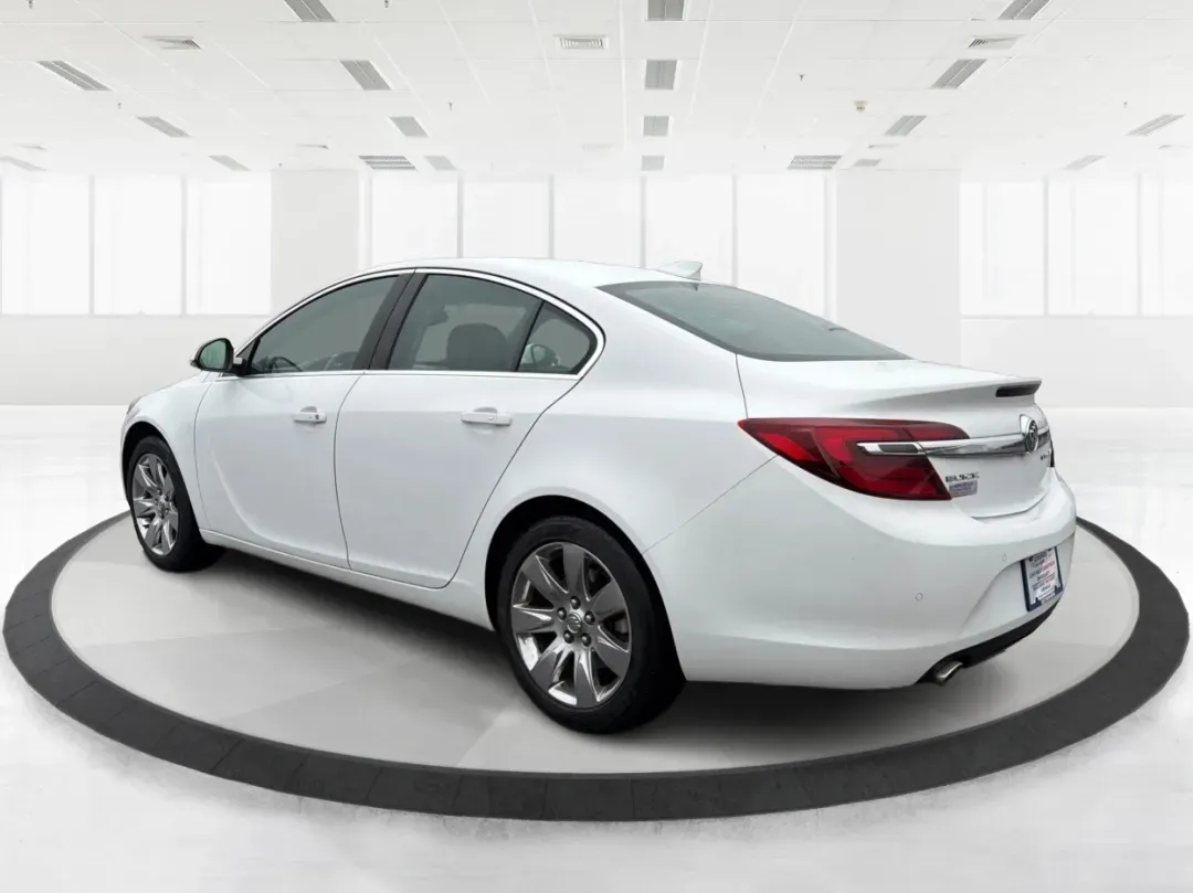 2016 Buick Regal Turbo Premium II (2G4GS5GX7G9) with an 2L I-4 gasoline direct injection engine, located at 8750 N County Rd 25A, Piqua, OH, 45356, (937) 908-9800, 40.164391, -84.232513 - 2016 Buick Regal Turbo Premium II - Photo#4